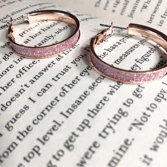Alquimia Jewelry - ROSE GOLD PAVE GLITTER STYLE SMALL HOOP EARRINGS